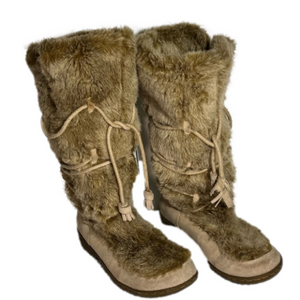 Nine West Faux fur Moccasins boots US Women’s size 6 1/2